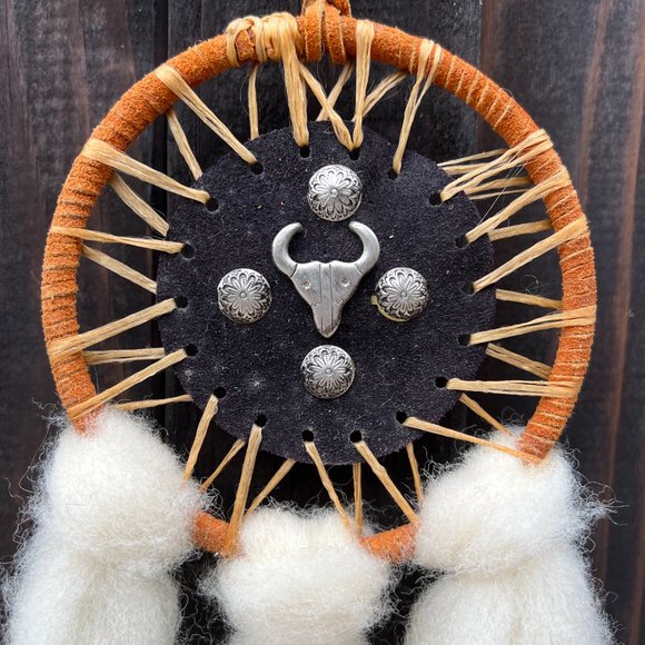 Vintage 13 Inch Dream Catcher Wool Feathers Beaded Longhorn Steer Wall Decor - Picture 2 of 7
